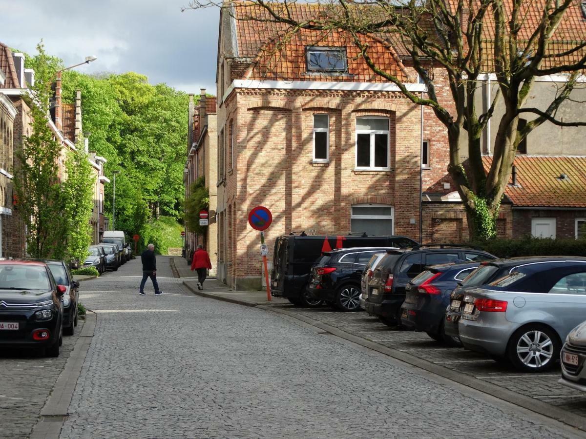 伊普尔Aan De Vestingrand别墅 外观 照片